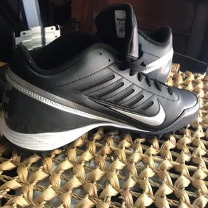 NEW Nike Land Shark Legacy 3/4 Football Cleats